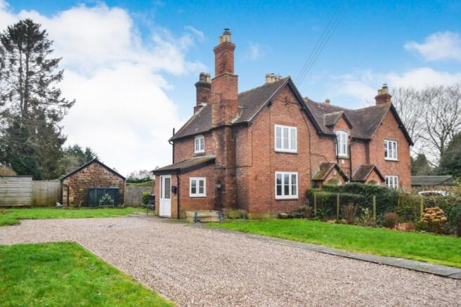 A cosy two bedroom property in Wroxeter near Shre