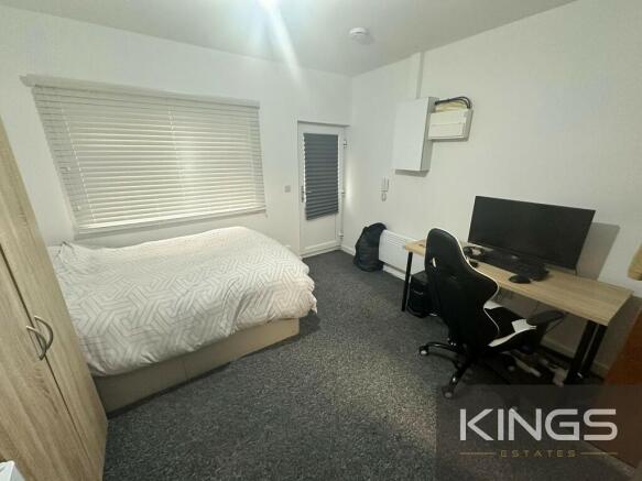 bedroom 1_0