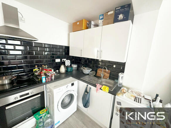 Flat 8, 43 London...