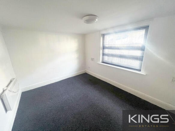 8b Cranbury Place...