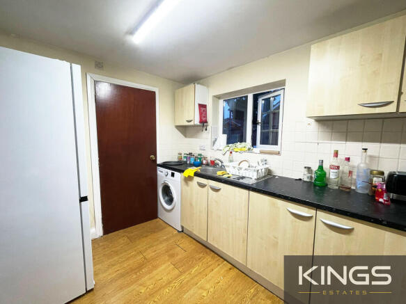 154a broadlands R...