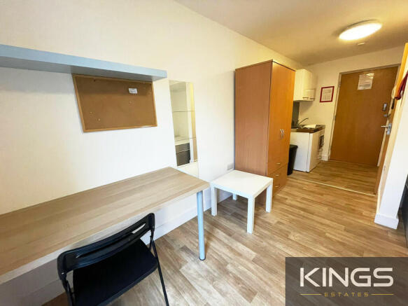 Flat 24 Blue Box ...