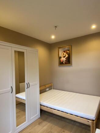 ROOM D 2