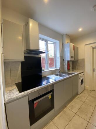 KITCHEN 2