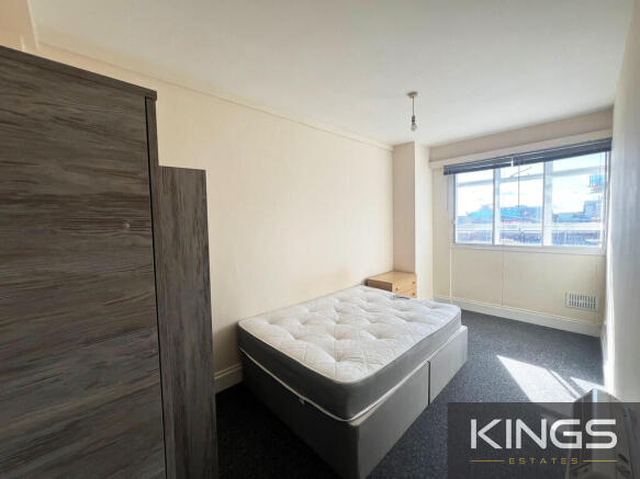 Flat 17, 19a Hano...