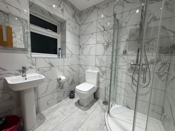 1ce143e3-fbb3-46a...