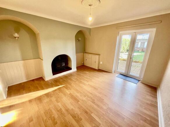 Living Room.jpg