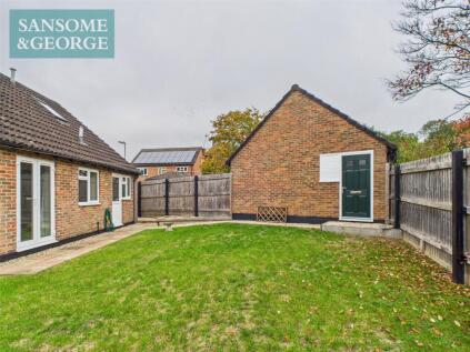 Bracken Bank, Lychpit, Basingstoke, Hampshire, RG24
