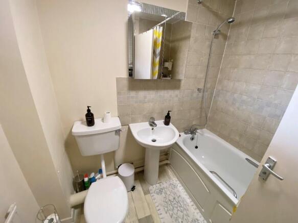 Bathroom.jpeg