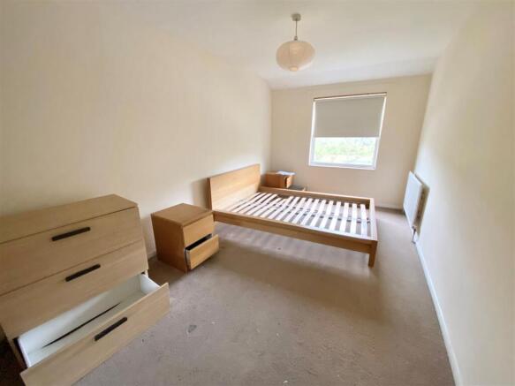bedroom.jpg