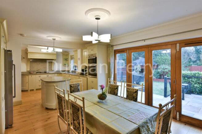 Dining to Kitchen area.JPG