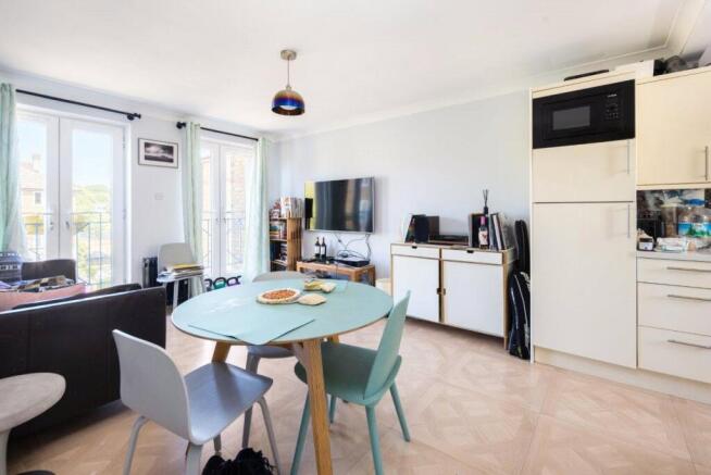 Living Room/Kitchen