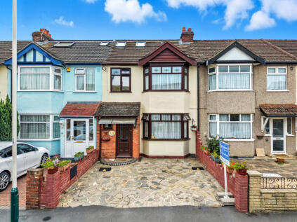 Crowlands Avenue, Romford, RM7