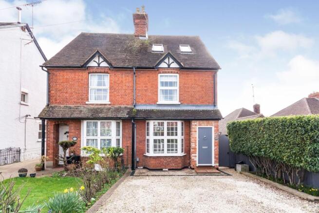 Three Bedroom Houses For Sale In Kingsthorpe Northampton
