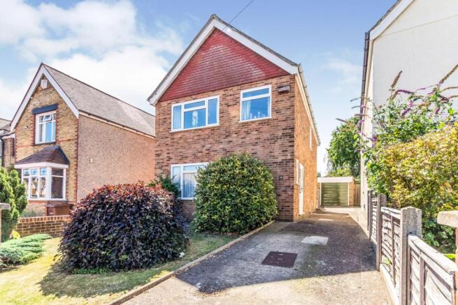 4 Bedroom Detached House For Sale In Arthur Road Rainham Gillingham