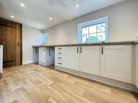 c6f8ef86-kitchen ...