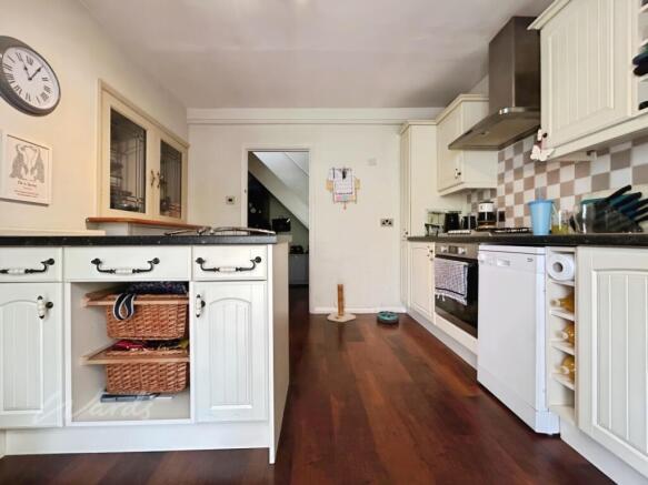kitchen (2)