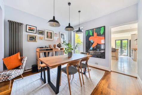 Meadow Road, Tonbridge, TN9