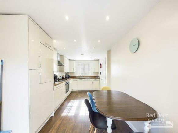 Kitchen/Dining Room