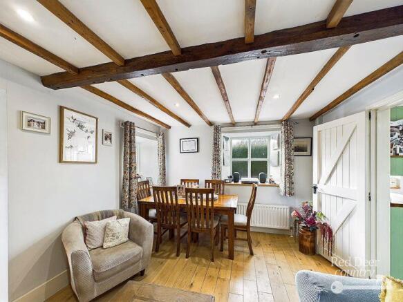 Sitting/Dining Room