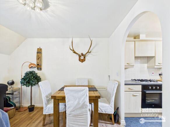 Sitting/Dining Room