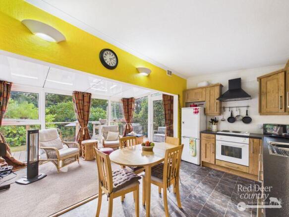 Kitchen/Living Space