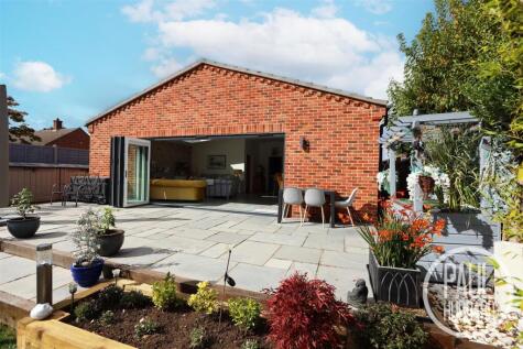 Gunton Drive, Gunton, NR32