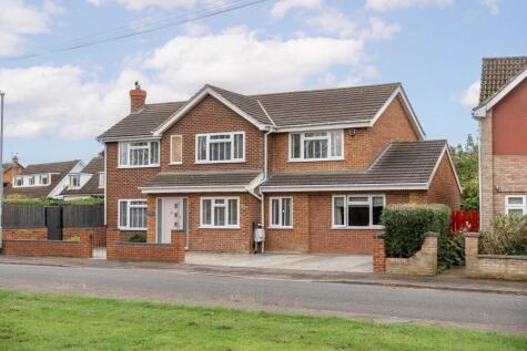 Chestnut Grove, Eynesbury, St. Neots, Cambridgeshire, PE19 2DW