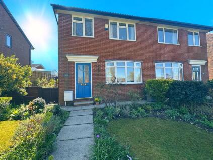 Broadway, Royton, OL2