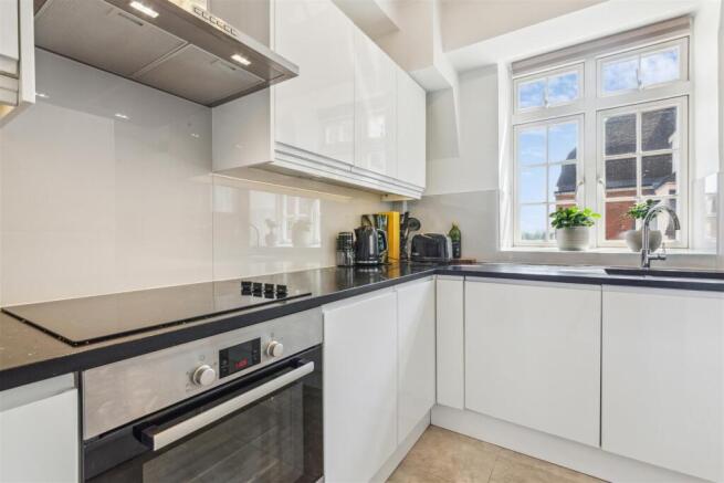 Cranmer Court 110 (12).jpg