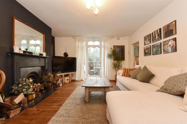 101a Grosvenor Avenue (9).JPG