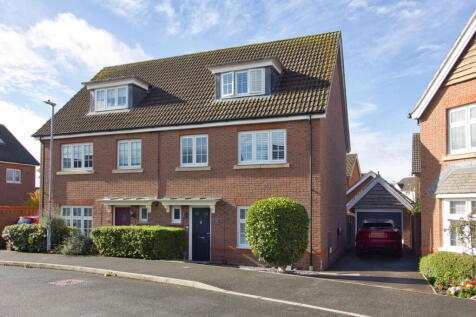 Corn Croft Lane, Devizes, Wiltshire, SN10 2FR