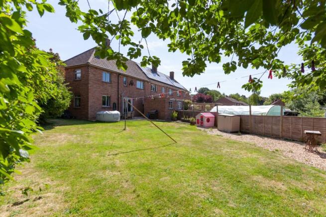 3 bedroom end of terrace house for sale in Potterne, Devizes, Wiltshire, SN10 5NZ, SN10