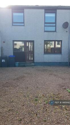 3 bedroom semi-detached house to rent Meethill