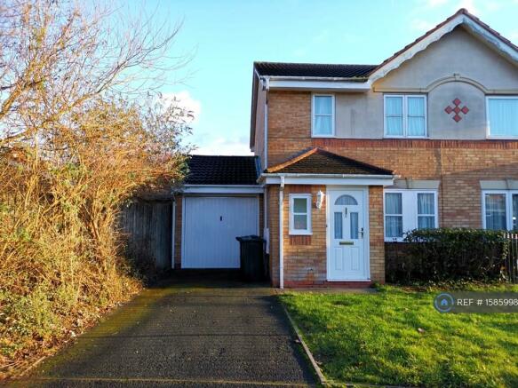 3 bedroom semi-detached house to rent Spring Vale