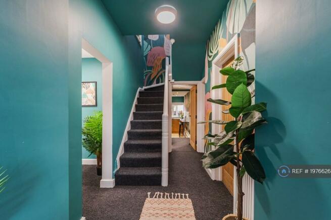 Hallway (1 Bs) 