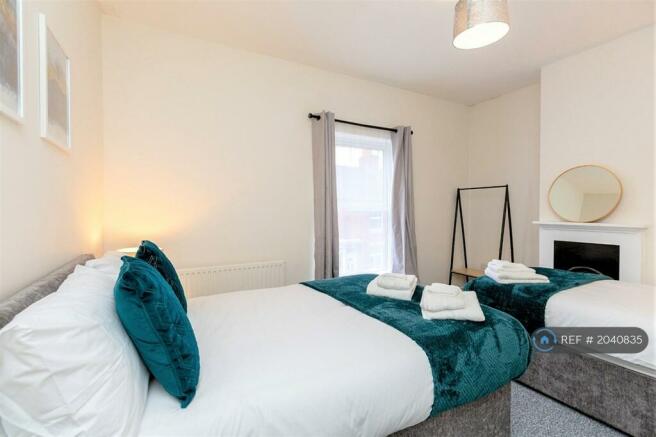 Northamptonservicedapartment Selfcatering Shortlet