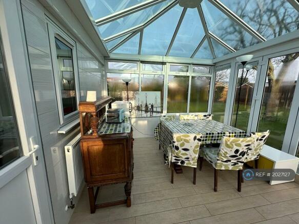 Dining Room & Conservatory 