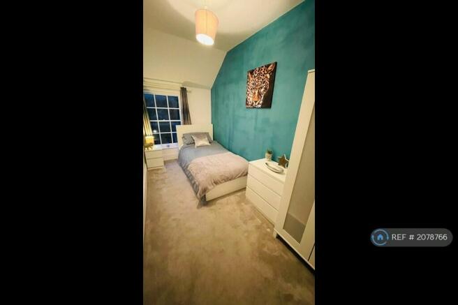 Bedroom 7 - Single Room
