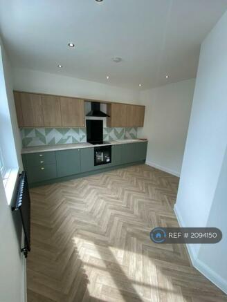 Apartment 5 Kitchen £1100pcm