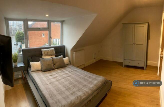 *Room 7 - Available On 13th August £890 Per Month*
