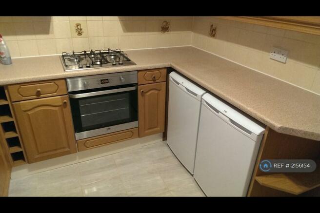 Kitchen - Undercounter Fridge And Freezer