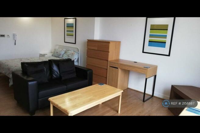 No Chest Of Drawers Or Tv Unit