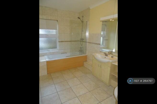 Large Shared Bathroom