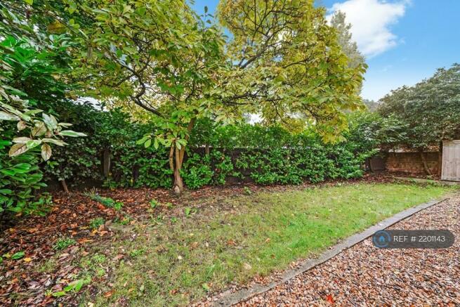 Secure Enclosed Garden And Exclusive Use