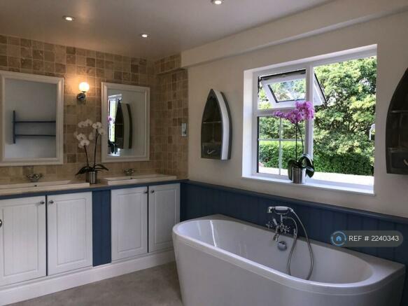 Ensuite Bathroom