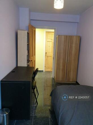 Single Furnished Room With Double Wardrobe