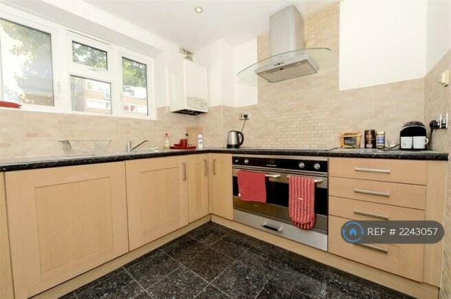 Luxurious Bright Kitchen