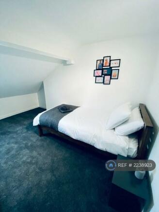 Room 3 £450/Month