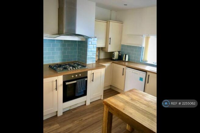 Bright And Modern Kitchen